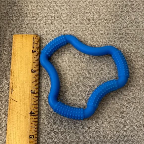 Baby bundle! 👶 Dr Browns teether, key ring toy & car seat rear view mirror - Picture 14 of 16